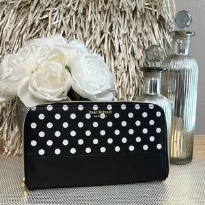 Isaac Mizrahi - Makeup Brush Travel Case - EUC